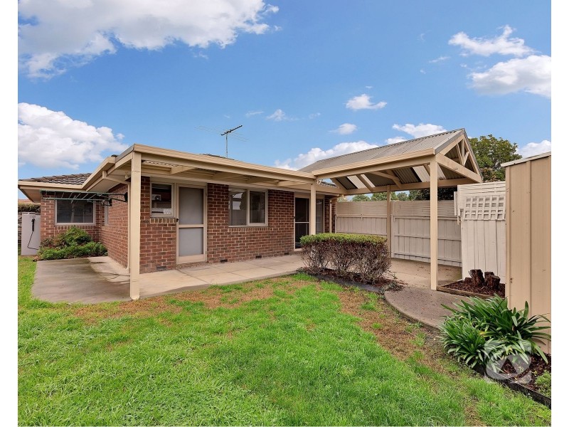 30 Norfolk Drive, Narre Warren VIC 3805