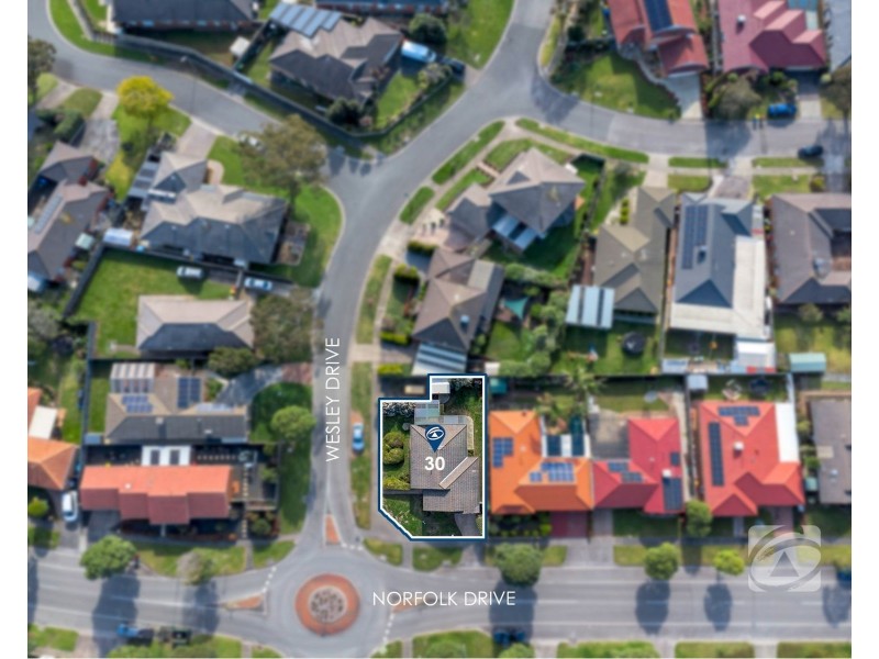30 Norfolk Drive, Narre Warren VIC 3805