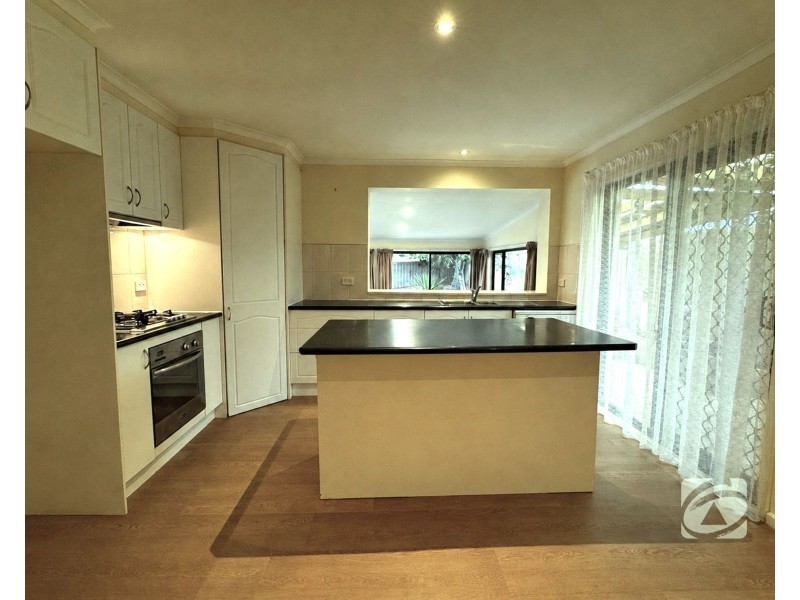 17 Kent Road, Narre Warren VIC 3805