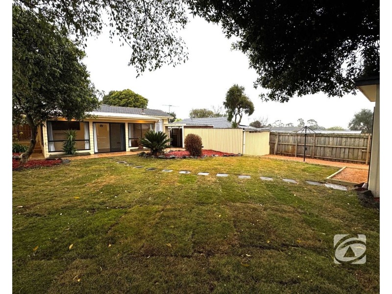 17 Kent Road, Narre Warren VIC 3805