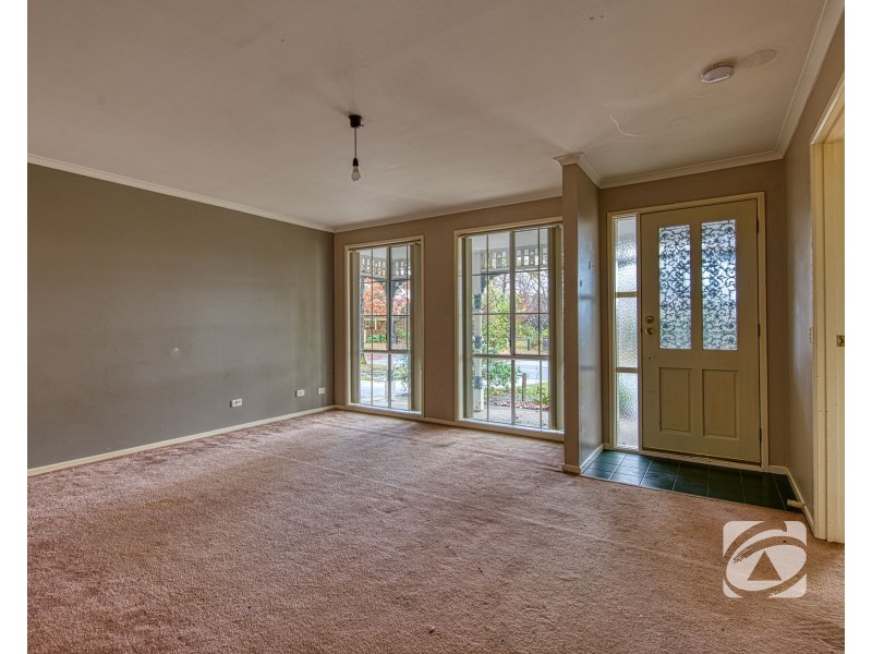 2 Bangalay Place, Berwick VIC 3806