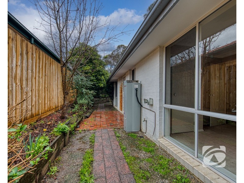 2 Bangalay Place, Berwick VIC 3806