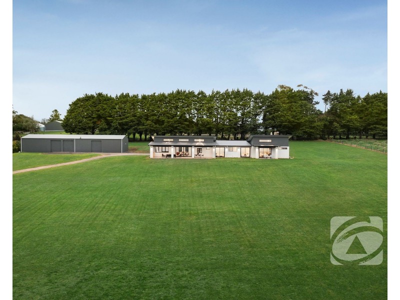 24-26 Noack Road, Harkaway VIC 3806