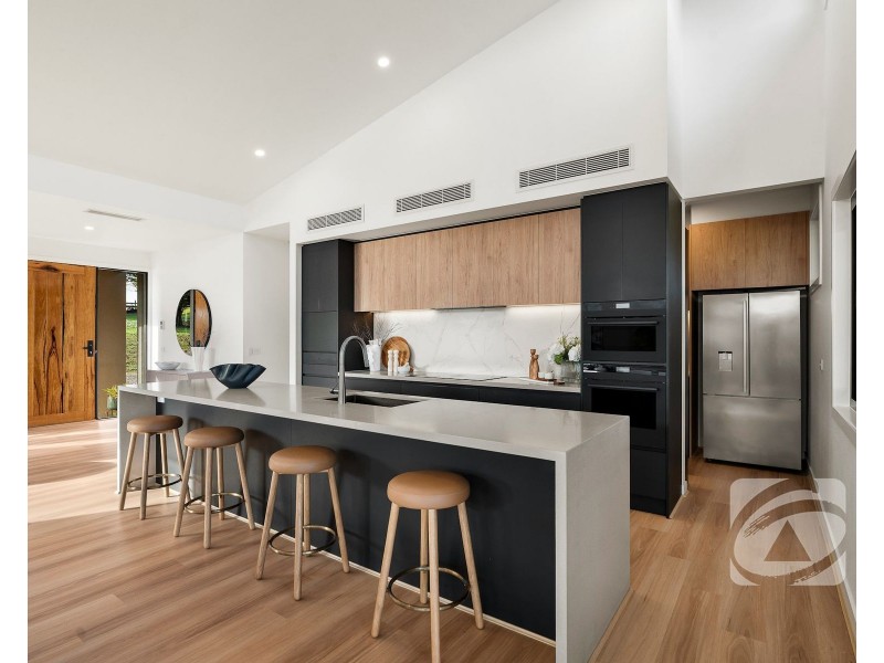24-26 Noack Road, Harkaway VIC 3806