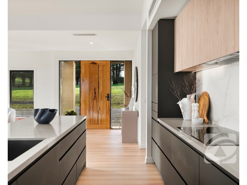 24-26 Noack Road, Harkaway VIC 3806