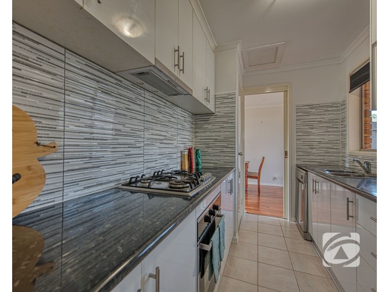 1/29 Amber Crescent, Narre Warren VIC 3805