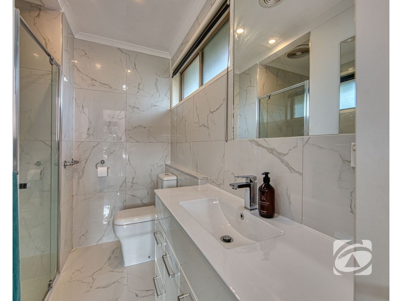 1/29 Amber Crescent, Narre Warren VIC 3805