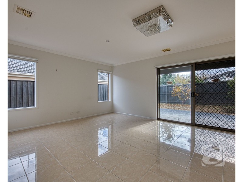 98 Wurundjeri Boulevard, Berwick VIC 3806