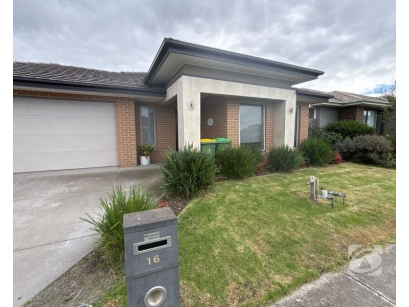 16 Brooklyn Street, Officer VIC 3809