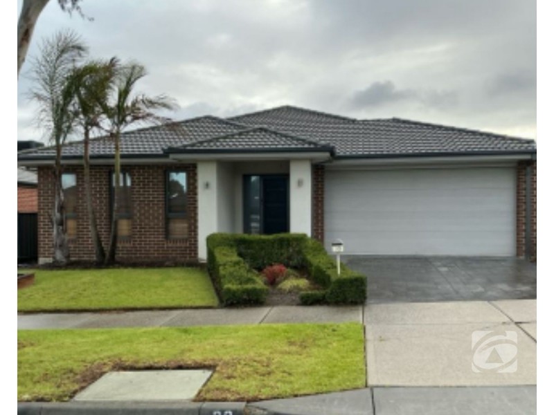 30 Hackney Circuit, Clyde North VIC 3978