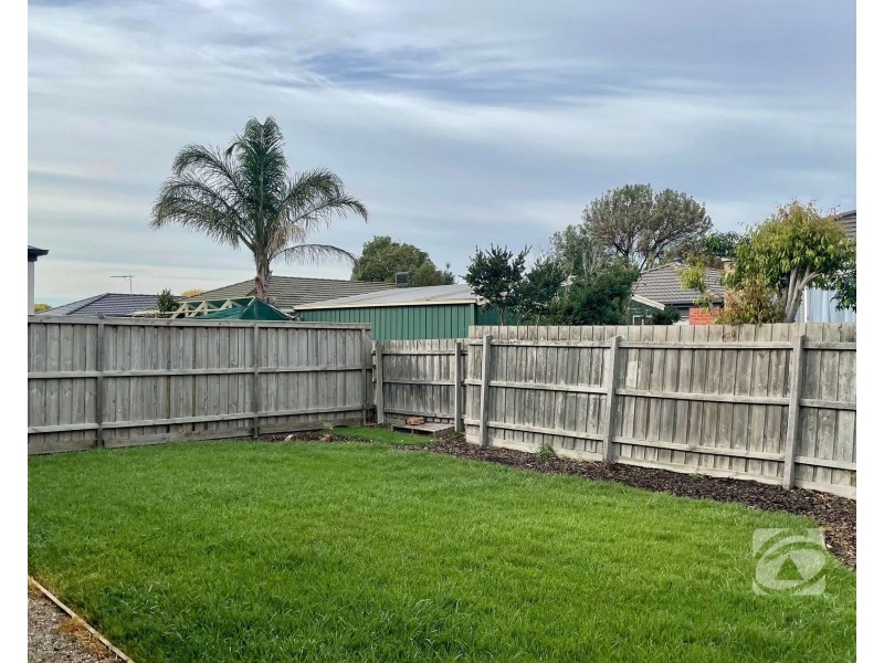 26 Botany Way, Cranbourne East VIC 3977
