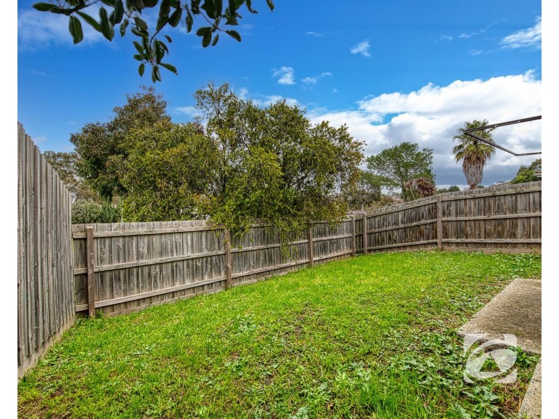 1/26 Amber Crescent, Narre Warren VIC 3805