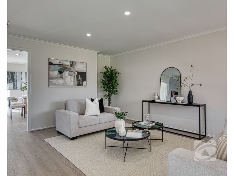27 Balmaceda Court, Berwick VIC 3806