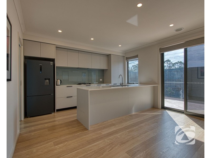 47 Cricklewood Circuit, Narre Warren VIC 3805