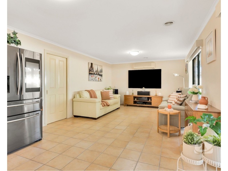 1 Alberta Way, Berwick VIC 3806