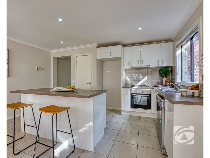 4 Green Gully Road, Clyde VIC 3978