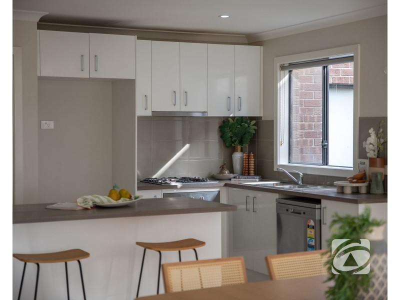 4 Green Gully Road, Clyde VIC 3978