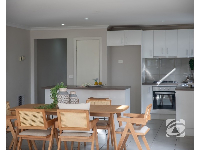 4 Green Gully Road, Clyde VIC 3978