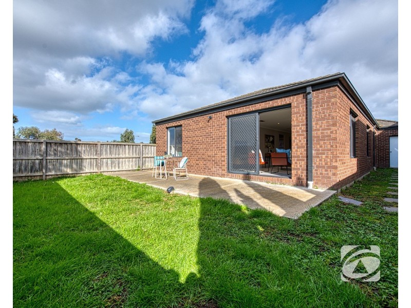 4 Green Gully Road, Clyde VIC 3978