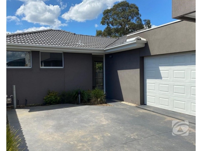 4/13 Grandview Avenue, Dandenong VIC 3175