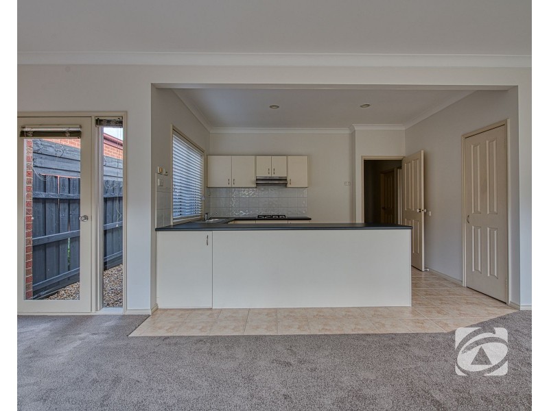 7/12 Grant Close, Berwick VIC 3806