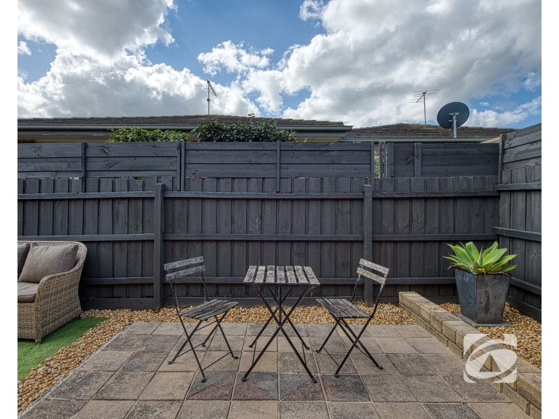7/12 Grant Close, Berwick VIC 3806