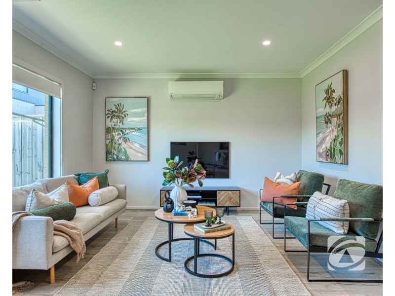 30 Mortlake Drive, Officer South VIC 3809