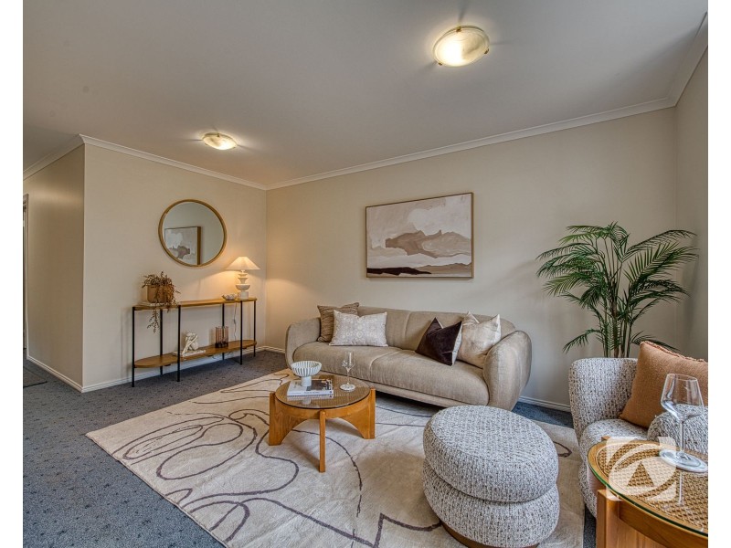 2/35-41 Henry Street, Pakenham VIC 3810