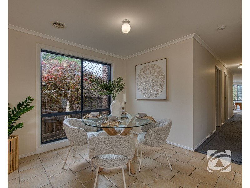 2/35-41 Henry Street, Pakenham VIC 3810