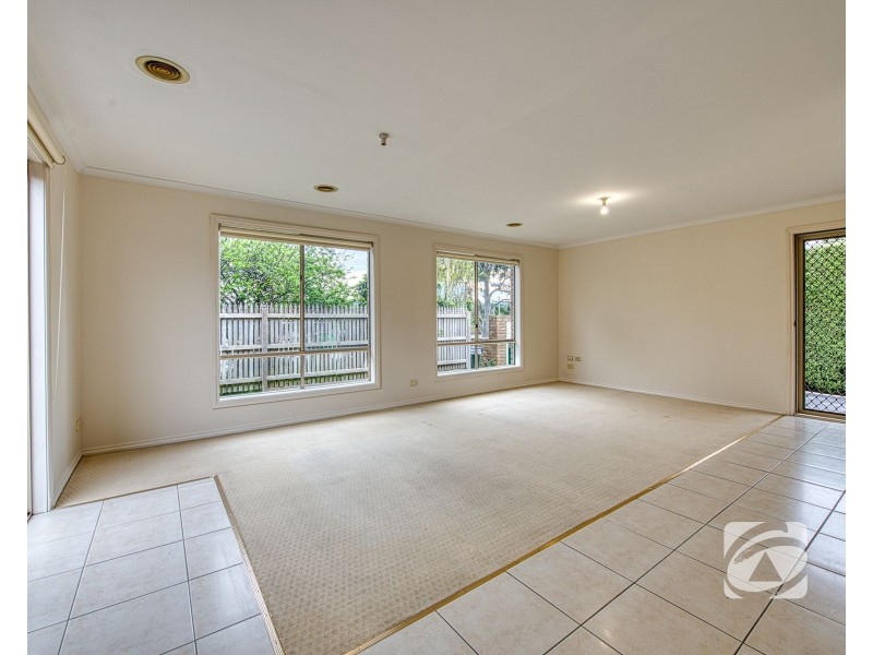 1/567 Princes Highway, Narre Warren VIC 3805