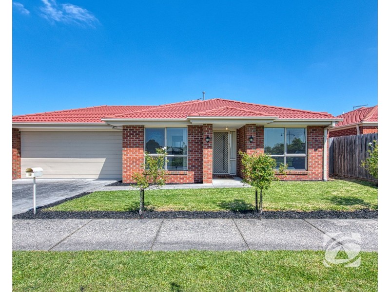 10 Greendale Boulevard, Pakenham VIC 3810
