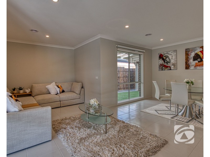 110 Kenneth Road, Officer VIC 3809