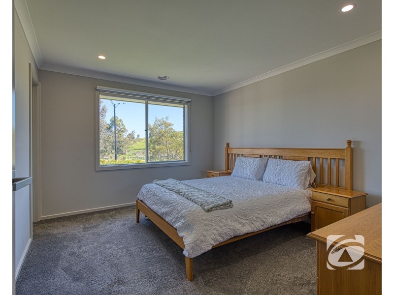 110 Kenneth Road, Officer VIC 3809