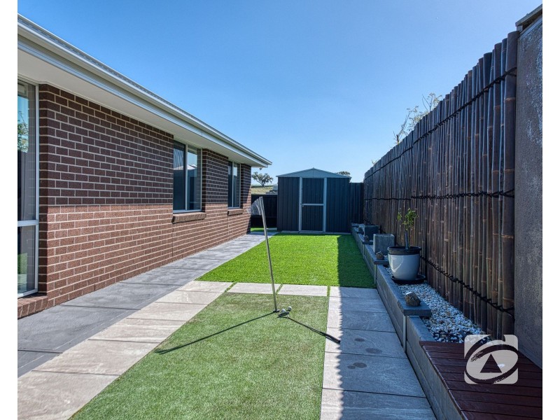 110 Kenneth Road, Officer VIC 3809