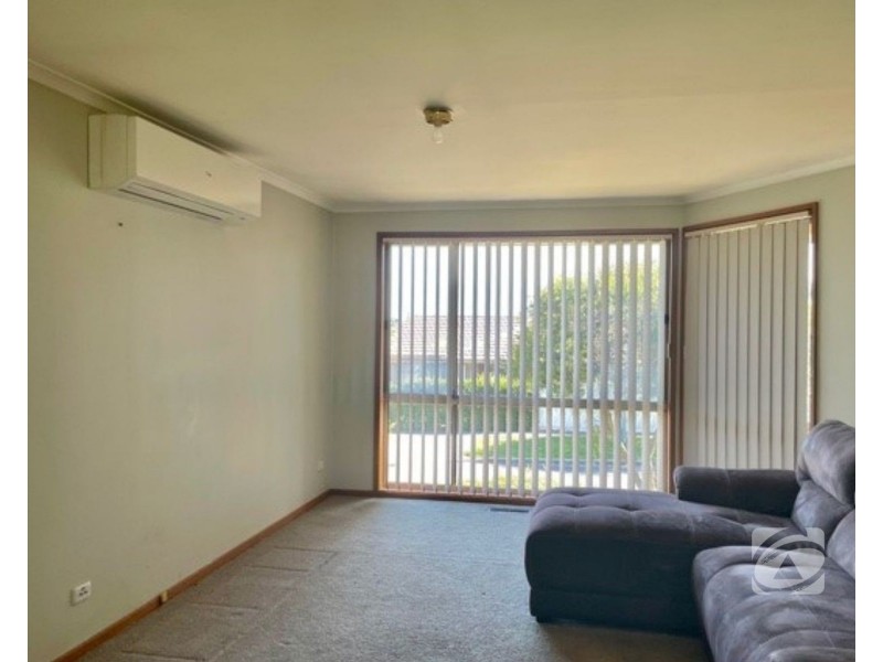 2/42 Lantana Drive, Narre Warren VIC 3805