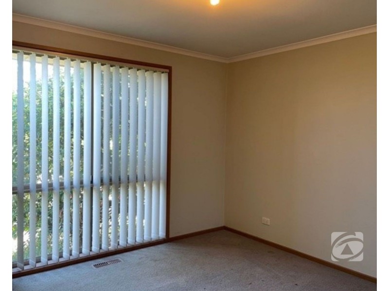 2/42 Lantana Drive, Narre Warren VIC 3805