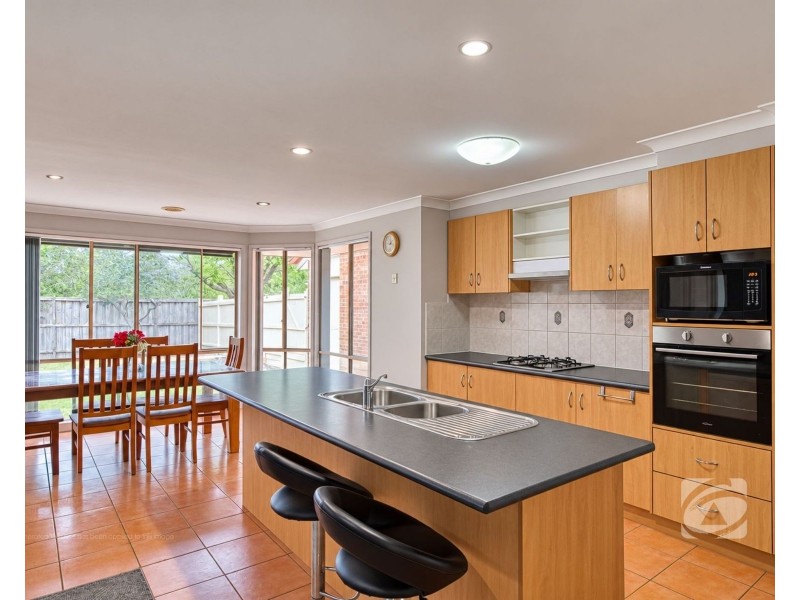 11 The Quays, Narre Warren South VIC 3805