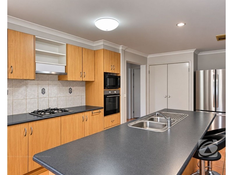 11 The Quays, Narre Warren South VIC 3805