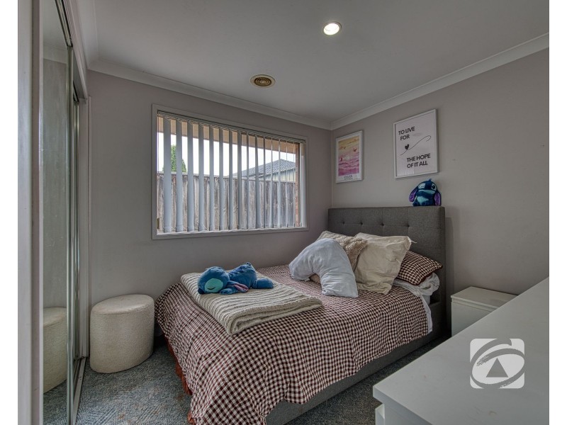 11 The Quays, Narre Warren South VIC 3805