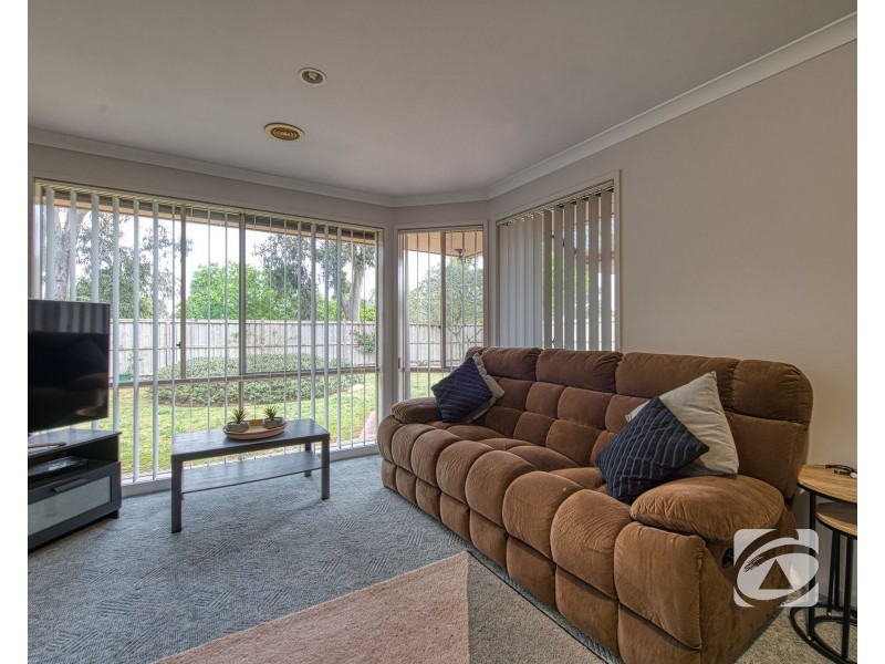 11 The Quays, Narre Warren South VIC 3805