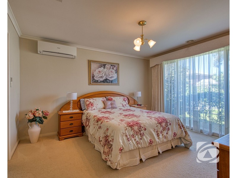 6 Jamieson Way, Berwick VIC 3806