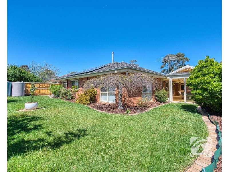 6 Jamieson Way, Berwick VIC 3806