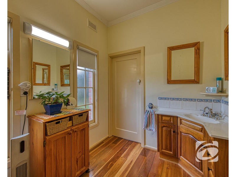 9 Dargo Close, Narre Warren South VIC 3805