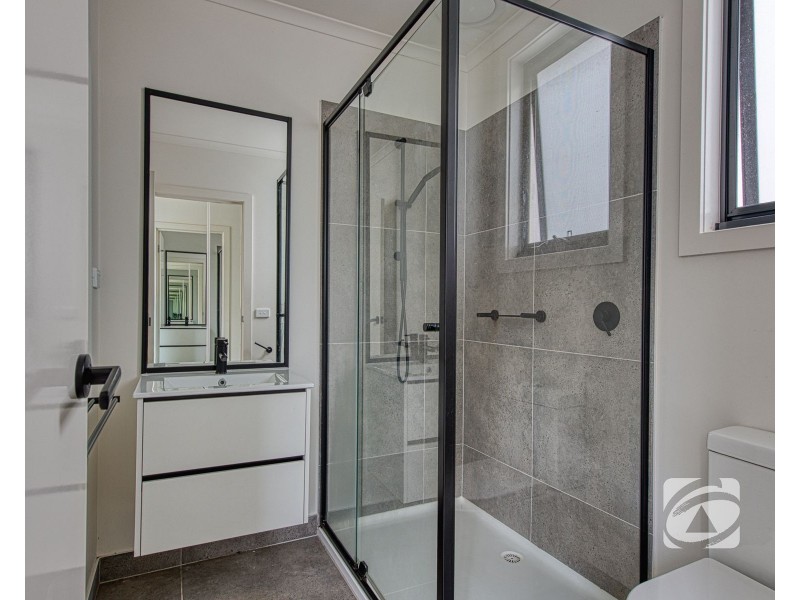 50 Riana Loop, Eumemmerring VIC 3177