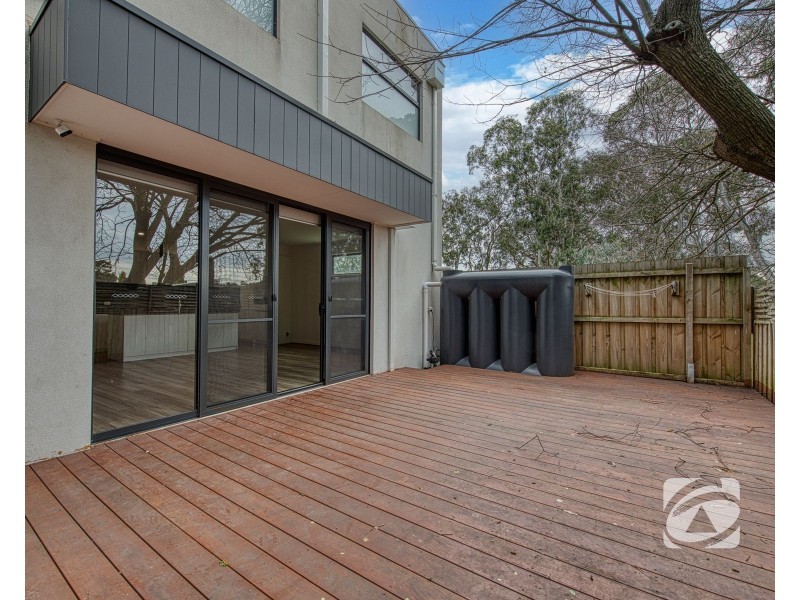 50 Riana Loop, Eumemmerring VIC 3177