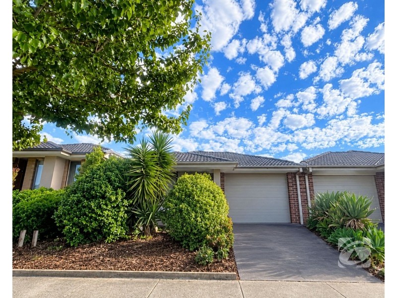 50 Belmont Crescent, Pakenham VIC 3810