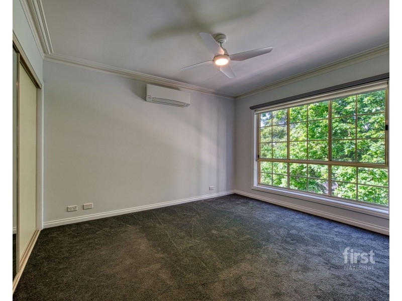 2/30 Palmerston Street, Berwick VIC 3806