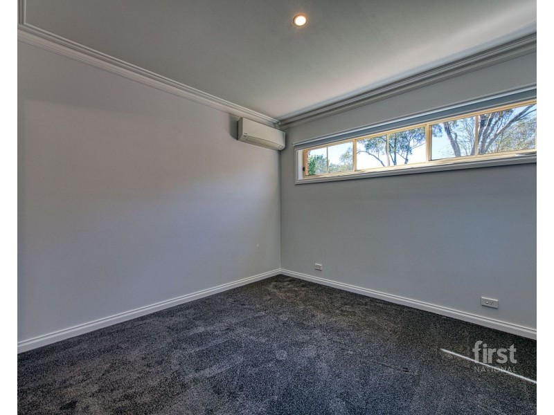 2/30 Palmerston Street, Berwick VIC 3806