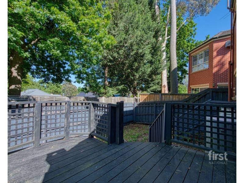 2/30 Palmerston Street, Berwick VIC 3806