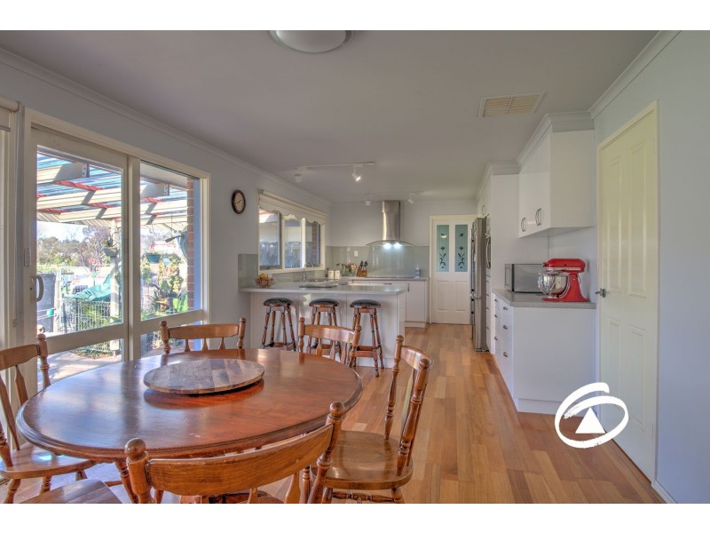 16 Latta Road, Nar Nar Goon VIC 3812